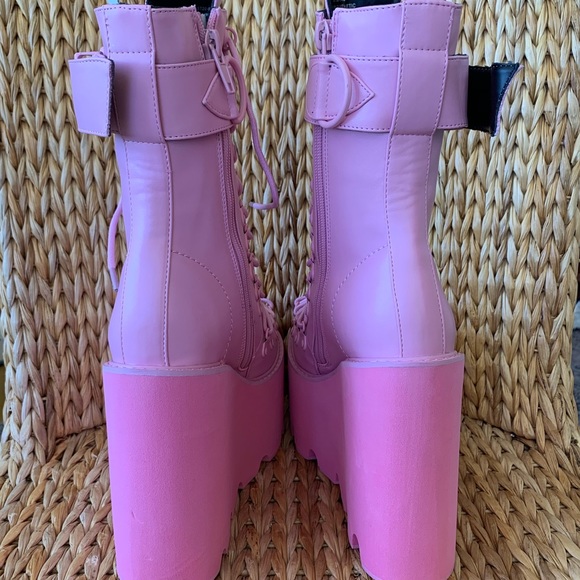 Dolls Kill Shoes Nib Sugar Thrillz X Dolls Kill Pink Traitor Boot
